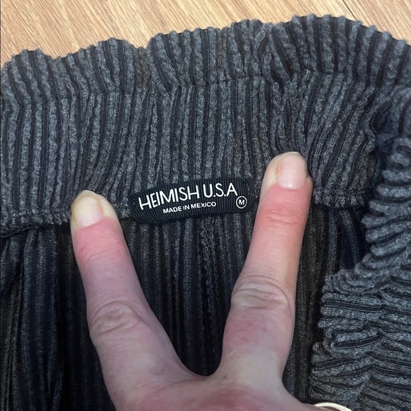 HEIMISH USA Women's Black gray lounging pants Pants medium like new - Picture 2 of 3